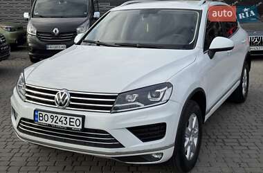 Позашляховик / Кросовер Volkswagen Touareg 2015 в Одесі