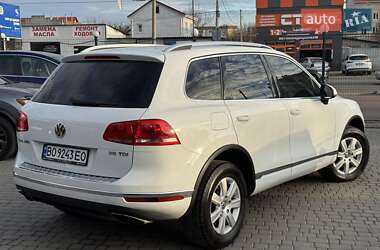 Позашляховик / Кросовер Volkswagen Touareg 2015 в Одесі