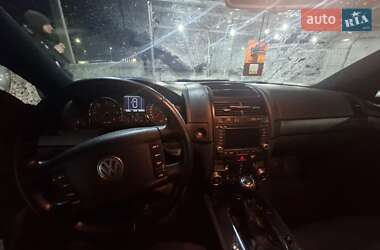 Позашляховик / Кросовер Volkswagen Touareg 2004 в Житомирі