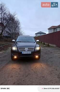 Позашляховик / Кросовер Volkswagen Touareg 2005 в Запоріжжі