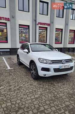 Внедорожник / Кроссовер Volkswagen Touareg 2013 в Коломые