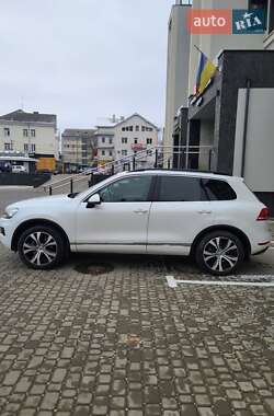 Внедорожник / Кроссовер Volkswagen Touareg 2013 в Коломые