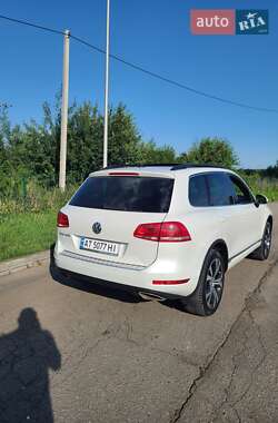 Внедорожник / Кроссовер Volkswagen Touareg 2013 в Коломые