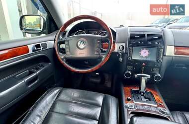 Внедорожник / Кроссовер Volkswagen Touareg 2006 в Киеве