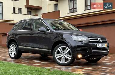 Позашляховик / Кросовер Volkswagen Touareg 2011 в Стрию