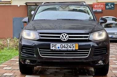 Позашляховик / Кросовер Volkswagen Touareg 2011 в Стрию