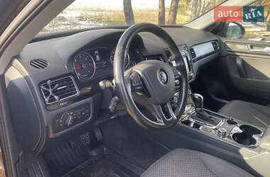 Позашляховик / Кросовер Volkswagen Touareg 2012 в Києві