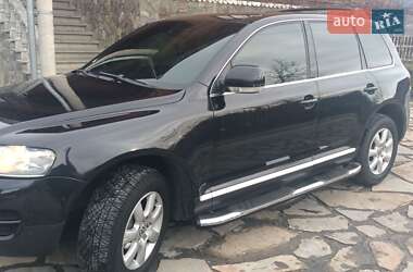 Внедорожник / Кроссовер Volkswagen Touareg 2006 в 
