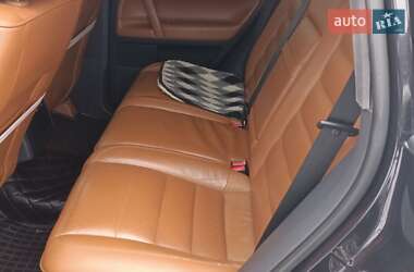 Внедорожник / Кроссовер Volkswagen Touareg 2006 в 