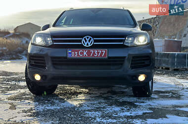 Внедорожник / Кроссовер Volkswagen Touareg 2013 в Луцке