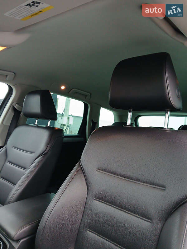 Внедорожник / Кроссовер Volkswagen Touareg 2011 в Львове фото 17 Внедорожник / Кроссовер Volkswagen Touareg 2011 в Львове