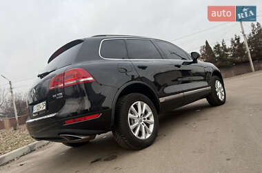 Позашляховик / Кросовер Volkswagen Touareg 2013 в Борисполі