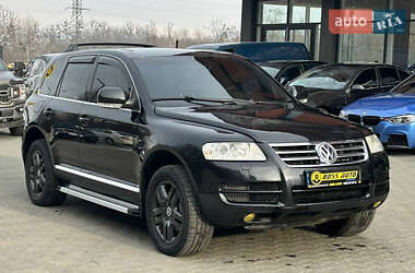 Внедорожник / Кроссовер Volkswagen Touareg 2006 в Черновцах