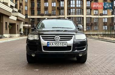 Позашляховик / Кросовер Volkswagen Touareg 2010 в 