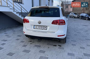 Позашляховик / Кросовер Volkswagen Touareg 2011 в Івано-Франківську