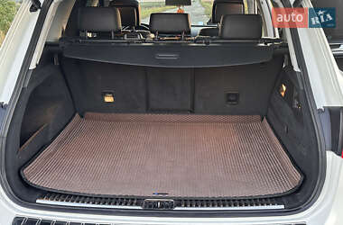 Позашляховик / Кросовер Volkswagen Touareg 2010 в 