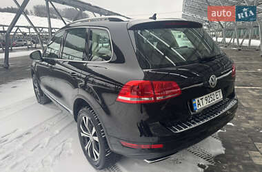 Внедорожник / Кроссовер Volkswagen Touareg 2014 в Львове