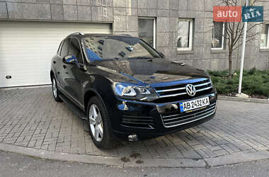 Позашляховик / Кросовер Volkswagen Touareg 2012 в Києві