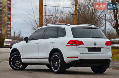 Позашляховик / Кросовер Volkswagen Touareg 2013 в Дніпрі