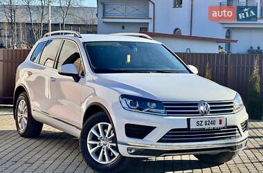 Позашляховик / Кросовер Volkswagen Touareg 2016 в Стрию