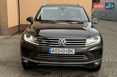 Внедорожник / Кроссовер Volkswagen Touareg 2014 в 