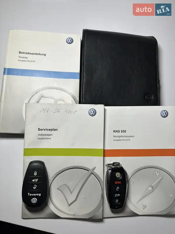 Внедорожник / Кроссовер Volkswagen Touareg 2015 в Харькове документ