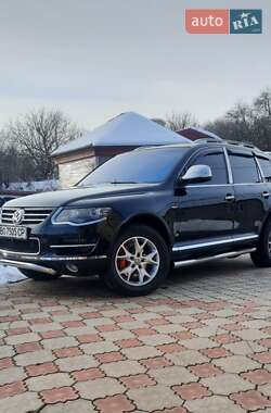 Позашляховик / Кросовер Volkswagen Touareg 2009 в Чорткові