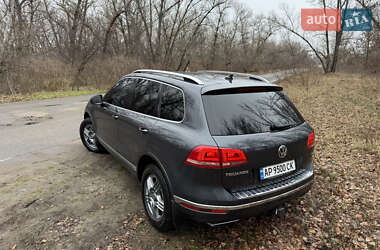 Позашляховик / Кросовер Volkswagen Touareg 2014 в Дніпрі