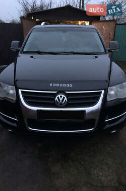 Внедорожник / Кроссовер Volkswagen Touareg 2007 в 