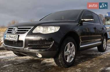 Позашляховик / Кросовер Volkswagen Touareg 2009 в Рівному