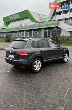 Позашляховик / Кросовер Volkswagen Touareg 2012 в Кременчуці