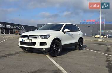 Внедорожник / Кроссовер Volkswagen Touareg 2013 в 