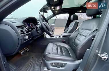 Внедорожник / Кроссовер Volkswagen Touareg 2016 в 