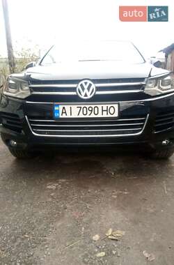 Внедорожник / Кроссовер Volkswagen Touareg 2011 в Броварах