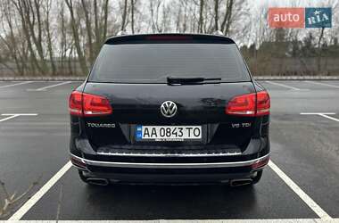 Позашляховик / Кросовер Volkswagen Touareg 2014 в Києві