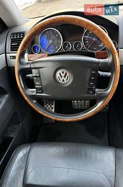 Позашляховик / Кросовер Volkswagen Touareg 2008 в Охтирці