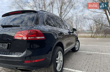 Внедорожник / Кроссовер Volkswagen Touareg 2014 в Хмельницком