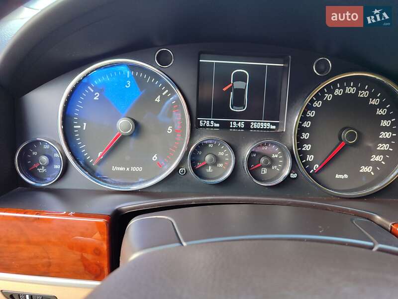 Позашляховик / Кросовер Volkswagen Touareg 2005 в Володимирі фото 4 Позашляховик / Кросовер Volkswagen Touareg 2005 в Володимирі