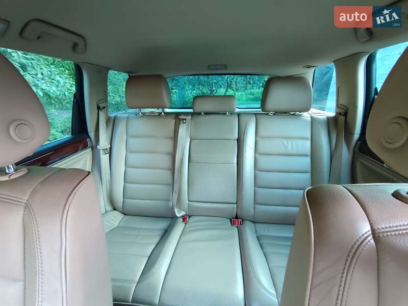 Позашляховик / Кросовер Volkswagen Touareg 2005 в Володимирі фото 12 Позашляховик / Кросовер Volkswagen Touareg 2005 в Володимирі