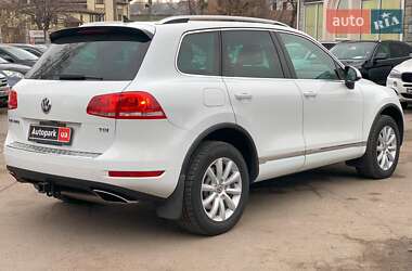 Внедорожник / Кроссовер Volkswagen Touareg 2012 в Виннице