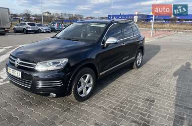 Позашляховик / Кросовер Volkswagen Touareg 2011 в Стрию