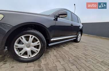 Внедорожник / Кроссовер Volkswagen Touareg 2006 в 