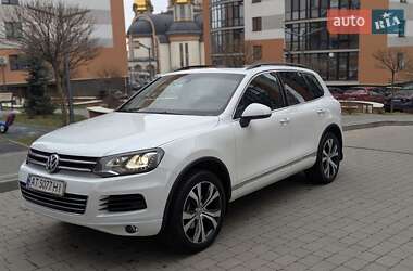 Позашляховик / Кросовер Volkswagen Touareg 2013 в Івано-Франківську