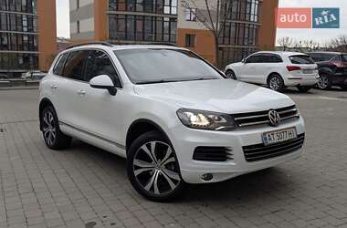 Позашляховик / Кросовер Volkswagen Touareg 2013 в Івано-Франківську