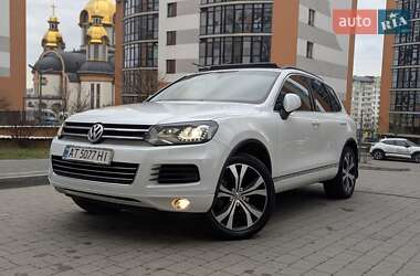 Позашляховик / Кросовер Volkswagen Touareg 2013 в Івано-Франківську