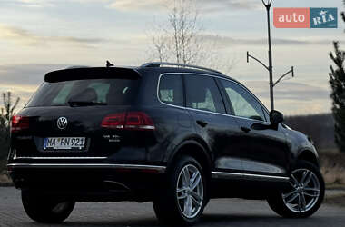 Позашляховик / Кросовер Volkswagen Touareg 2015 в Трускавці