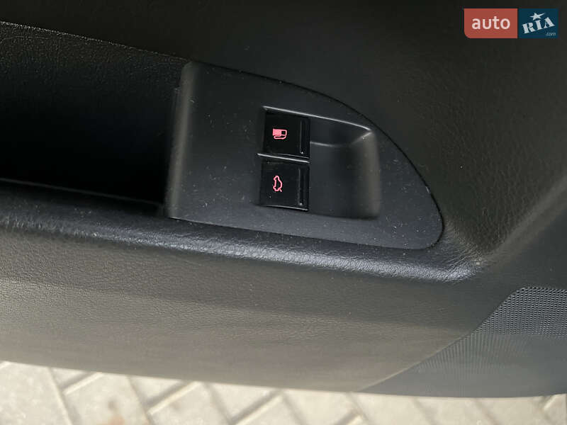 Внедорожник / Кроссовер Volkswagen Touareg 2007 в Коломые фото 34 Внедорожник / Кроссовер Volkswagen Touareg 2007 в Коломые