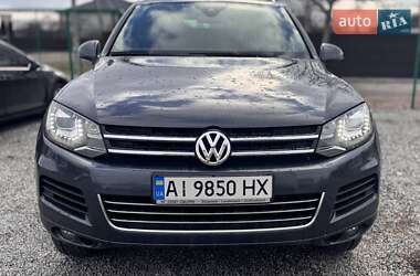 Внедорожник / Кроссовер Volkswagen Touareg 2014 в Борисполе