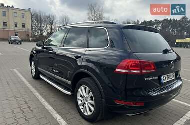 Позашляховик / Кросовер Volkswagen Touareg 2012 в Чернігові