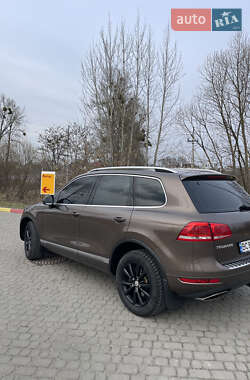 Позашляховик / Кросовер Volkswagen Touareg 2012 в Львові